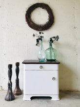 Load image into Gallery viewer, Adorable Art Deco Single Nightstand Cabinet