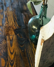 Load image into Gallery viewer, Farmhouse Chunky Entryway Table