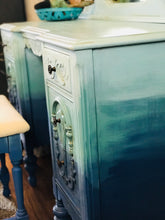 Load image into Gallery viewer, Gorgeous Antique Ombré Vanity &amp; Stool