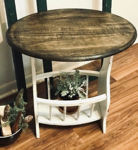 Adorable Farmhouse Magazine Rack End Table Set