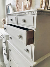 Load image into Gallery viewer, Vintage Bedroom Set (3pc)