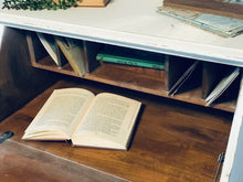 Load image into Gallery viewer, Adorable Vintage Secretary Desk