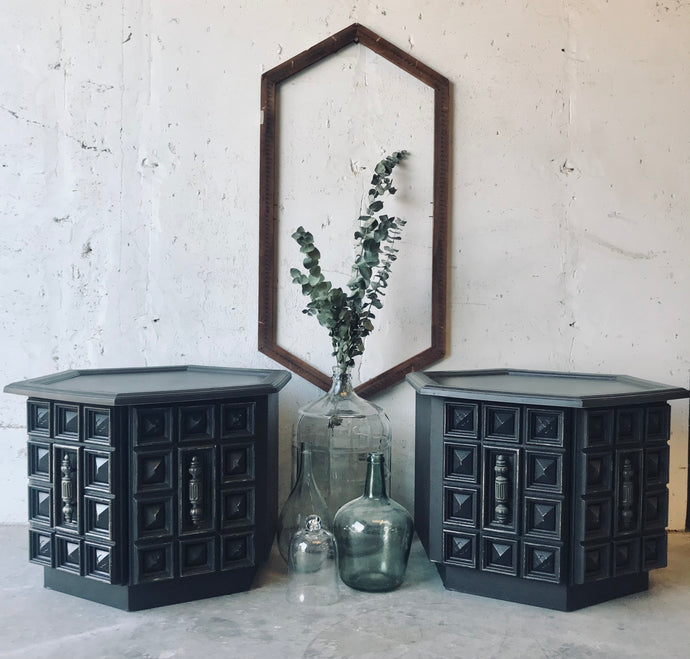 Moody Vintage Mediterranean Hexagon End Table Set
