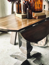 Load image into Gallery viewer, Beautiful Modern Farmhouse Drop Leaf Table