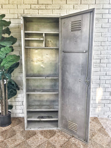 Awesome Vintage Light Metal Locker