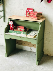 Adorable Small Roll Top Desk or Mail Station