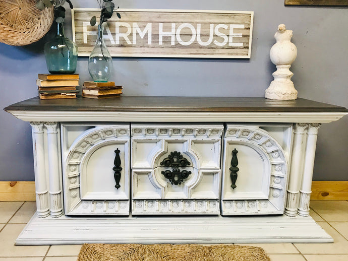 Stunning Ornate Vintage TV Stand