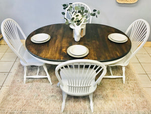 Perfect Round Farmhouse Table & Chairs