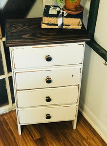 Adorable Mini Farmhouse Dresser/Nighstand