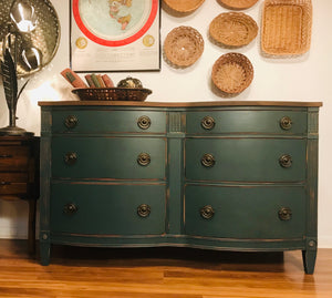 Classy Solid Serpentine Dresser