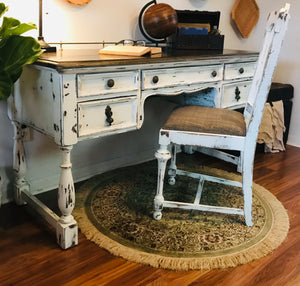 Perfect Vintage Desk & Antique Chair