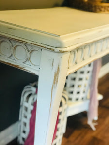 Beautiful Coastal White Entryway Table