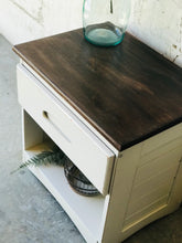 Load image into Gallery viewer, Cute Vintage Single End Table or Nightstand