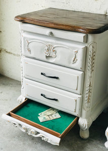 Beautiful Chunky Farmhouse Nightstand Set (2)