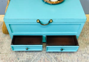 Pretty Coastal Blanket Chest