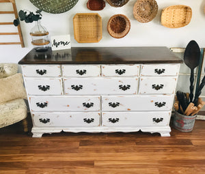 Solid wood Farmhouse Long Dresser with 11 Drawers