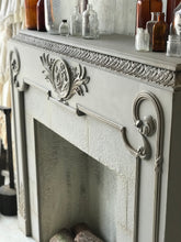 Load image into Gallery viewer, Gorgeous Fireplace Mantel Surround