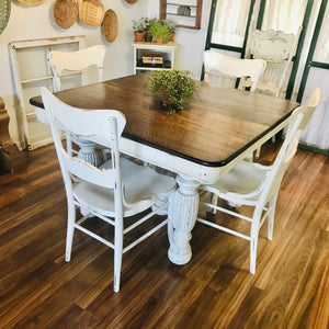 Amazing Antique Farmhouse Table & Chairs