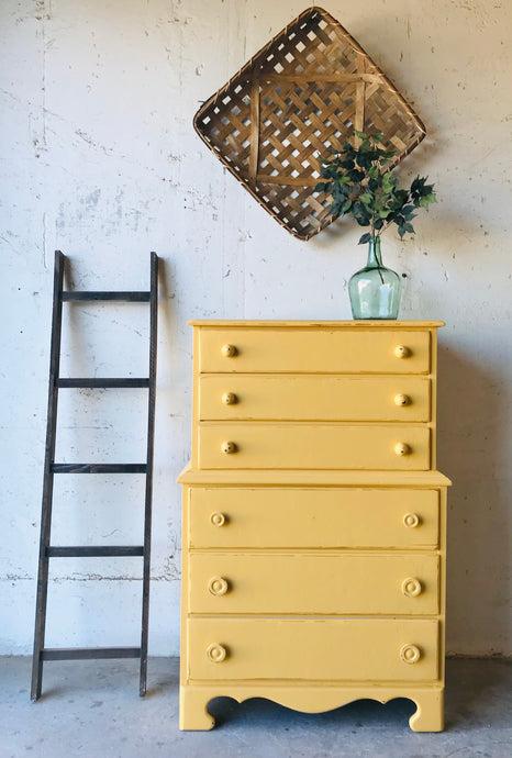 Adorable Vintage Yellow Chest of Drawers