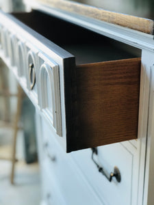 Beautiful Vintage Farmhouse Chest of Drawers