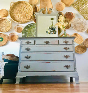 Pretty Wood Antique Dresser w/Mirror