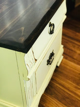 Load image into Gallery viewer, Amazing Solid Wood Vintage Yellow Dresser Set