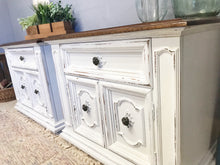 Load image into Gallery viewer, Stunning Ornate Vintage Nightstand Set (2)