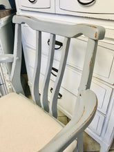 Load image into Gallery viewer, Beautiful Vintage MCM Table &amp; Chairs