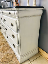 Load image into Gallery viewer, Beautiful Farmhouse Buffet or TV stand