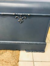 Load image into Gallery viewer, Gorgeous Large Vintage Cedar Hope Chest