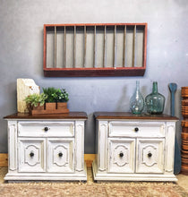 Load image into Gallery viewer, Stunning Ornate Vintage Nightstand Set (2)