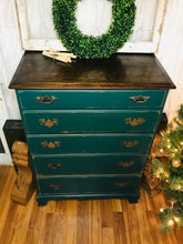 Load image into Gallery viewer, Elegant “Heywood Wakefield” Chest of Drawers