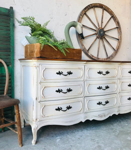 Gorgeous French Provincial Dresser, Buffet, or TV Stand