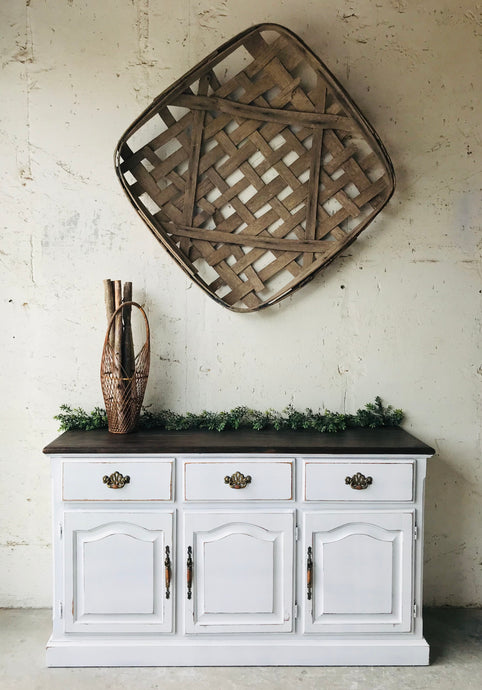 Perfect Farmhouse Buffet or TV Stand