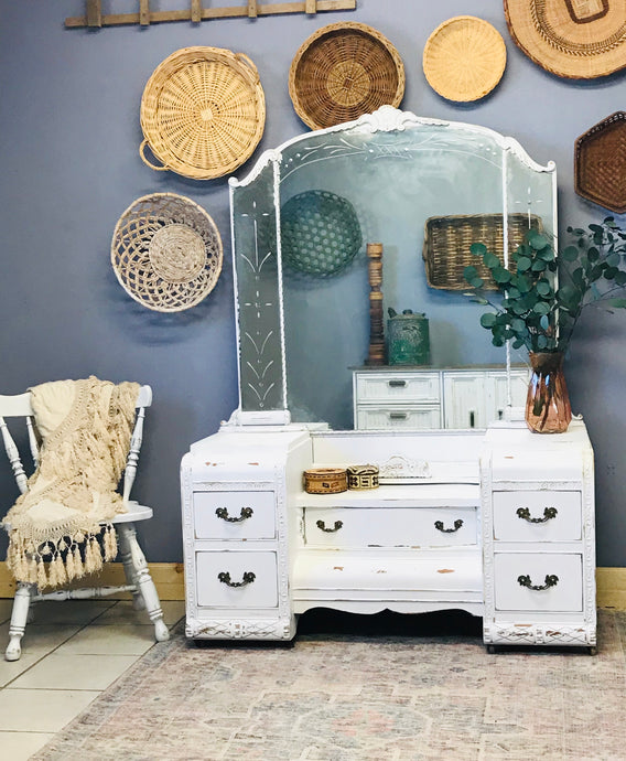 Gorgeous Vintage Vanity & Chair