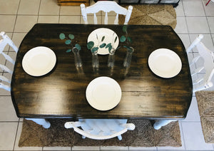 Perfect Rustic Farmhouse Table & Chairs