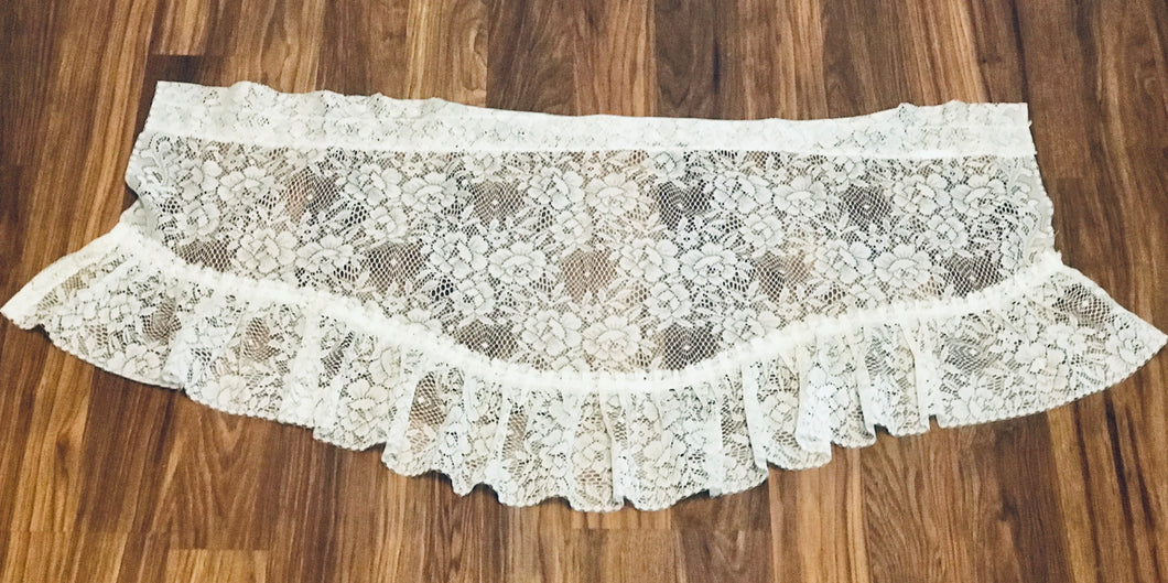 Cute Lace Valance