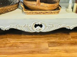 Gorgeous Clawfoot Buffet or Entryway Table