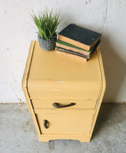 Load image into Gallery viewer, Pretty Vintage Waterfall End Table