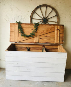 Amazing Extra Large Farmhouse Storage Box