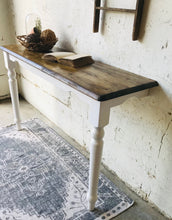 Load image into Gallery viewer, Perfect Farmhouse Wall Table