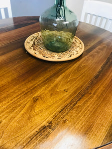 Gorgeous Farmhouse Round Table & Chairs