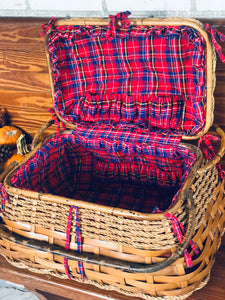 Large Vintage Picnic Basket