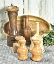 Load image into Gallery viewer, Wood Decor Lot (7pc)