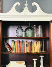 Load image into Gallery viewer, Stunning Vintage Queen Anne China Cabinet