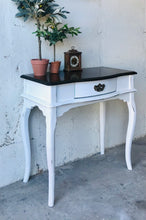 Load image into Gallery viewer, Pretty Farmhouse Small Desk or Entryway Table