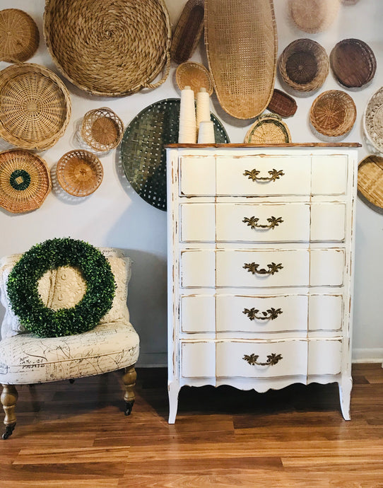 Gorgeous Vintage Shabby Chic Chest of Drawers