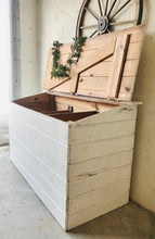 Load image into Gallery viewer, Amazing Extra Large Farmhouse Storage Box