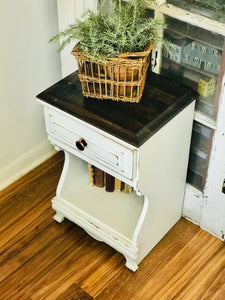 Adorable Farmhouse Single Nightstand or Accent Table