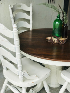 Beautiful Vintage Round Farmhouse Table & Chairs Set